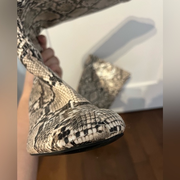 Zara Knee High Snake Print High Heel Boots Size 39 EU/ 8.5 US - Picture 16 of 16